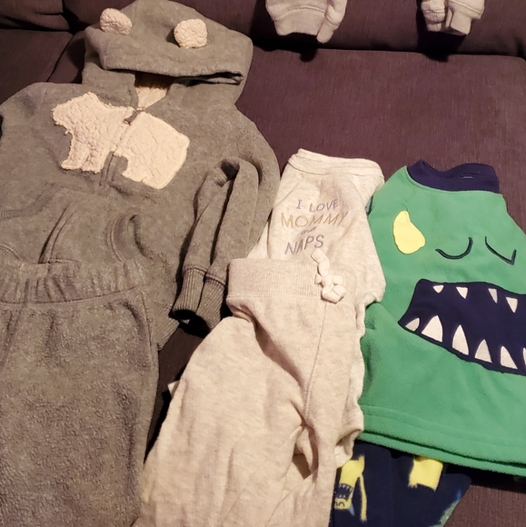 12 month baby boy clothing set - Picture 1 of 6